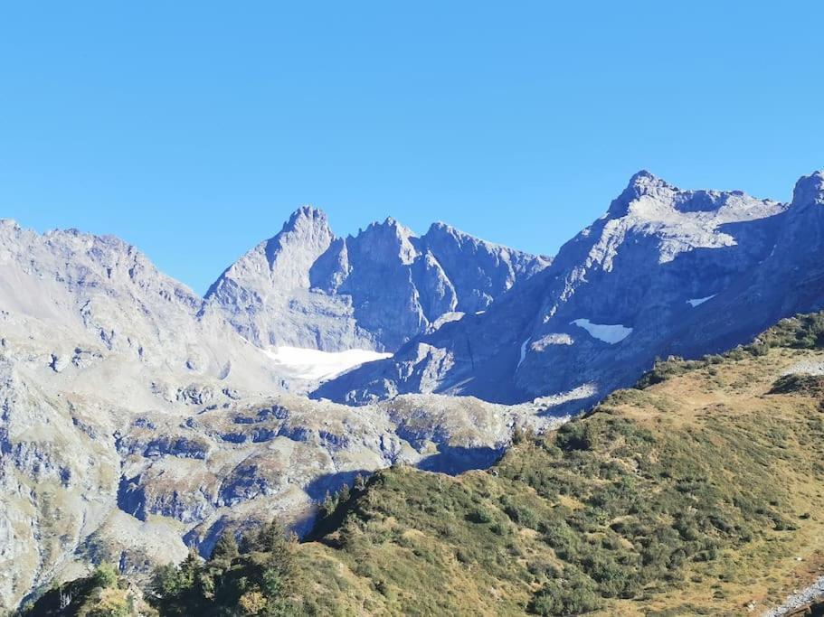 La Tour En Belledonne Villa Theys Bagian luar foto